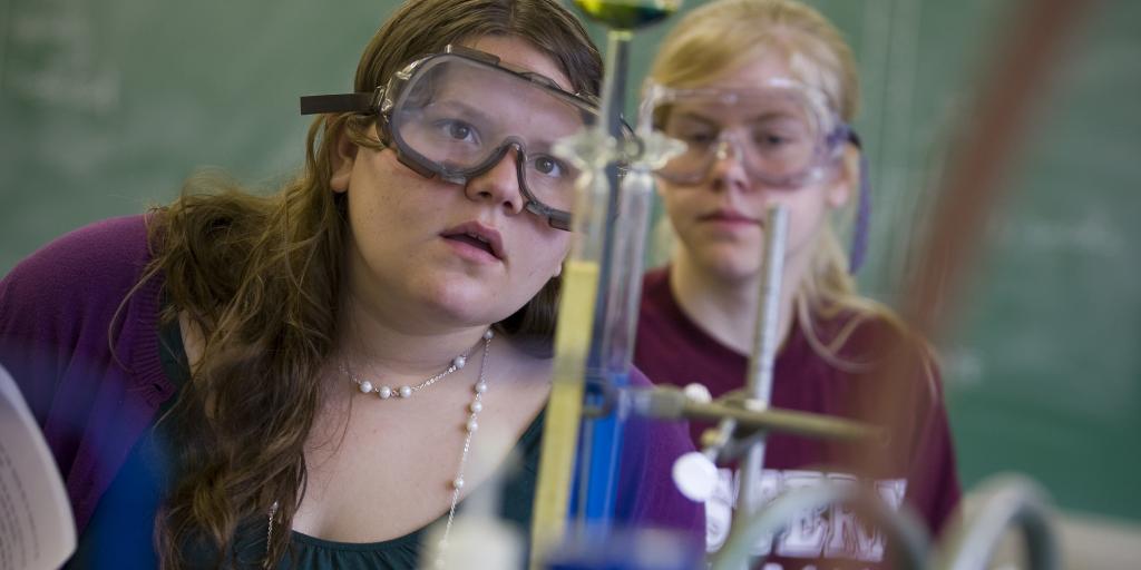 Chemistry Department Proximity to Resources & Laboratories